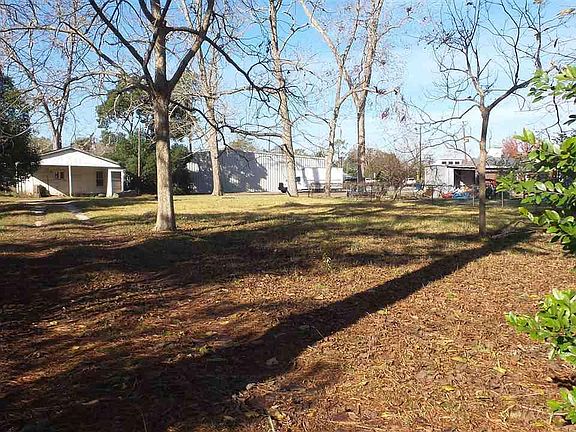 5th image of 304 S Pensacola Ave
