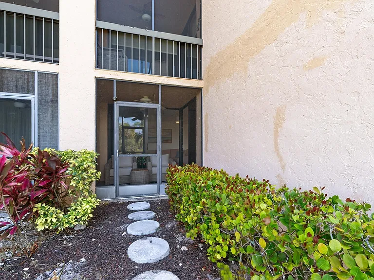 2455 Lindell Blvd #3103 — Photo 27