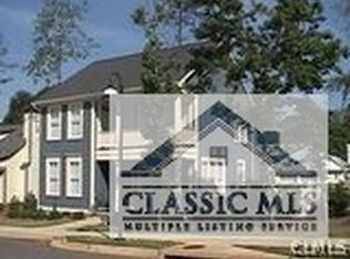 8 Royal Oaks Dr, Athens, GA 30605