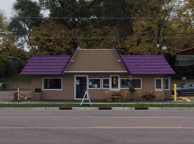 1st image of 739 Phillips Blvd