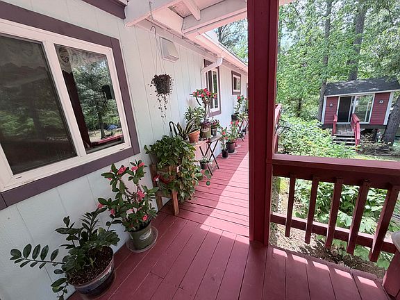5th image of 123 Cheryl Ann Drive