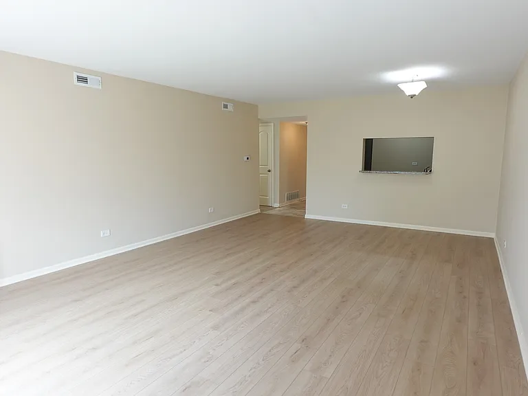 1265 N Sterling Ave #109 — Photo 6