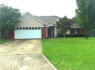 8678 Capital Dr N, Mobile, AL 36695