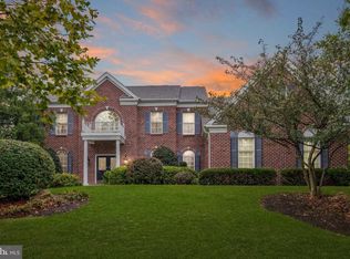 100 Marigold Ct, Chester Springs, PA 19425