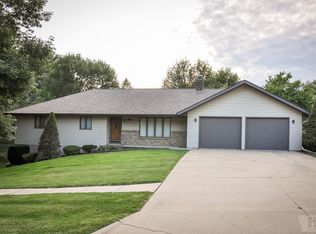 1603 20th St, Harlan, IA 51537
