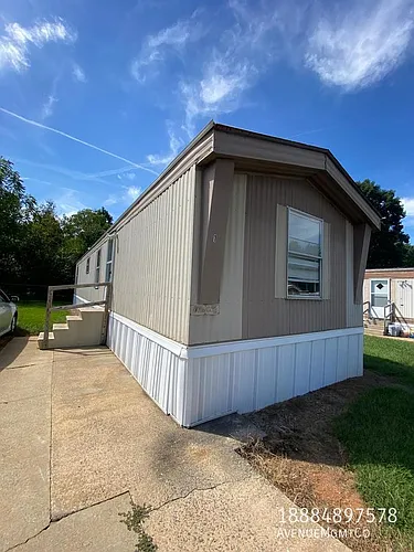 2115 31st Avenue Dr NE #1S Photo 1