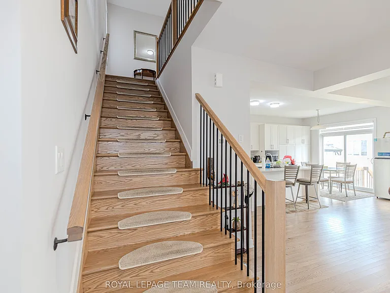 97 Mudminnow Cres — Photo 25