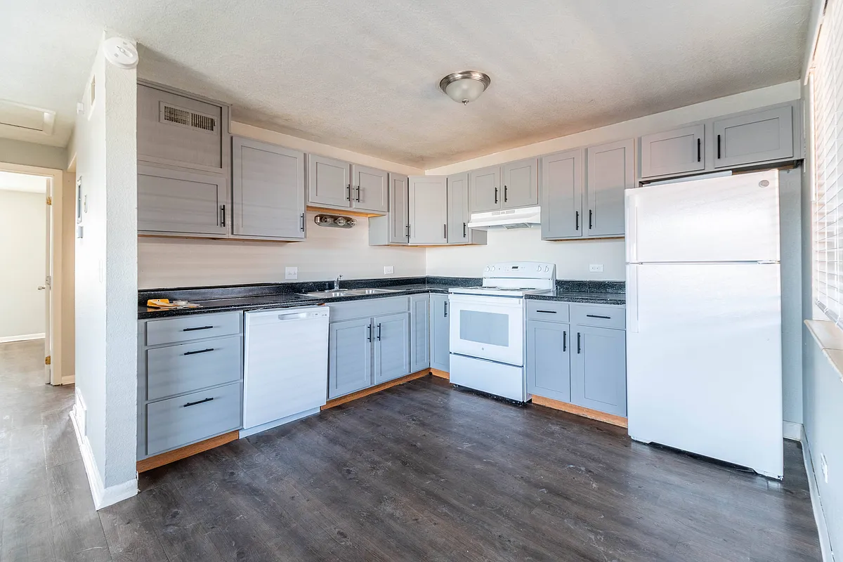 Floor plan 2 Beds and 1 Bath