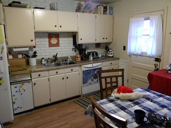 3rd image of 7629 Northway Dr