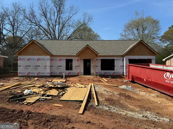 122 Pinewood Dr, Gray, GA 31032