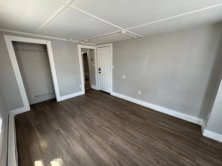 48-50 Portland St #2-48 — Photo 4