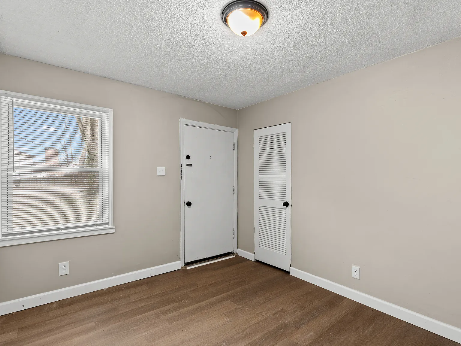 1111 Redman Blvd Saint Louis, MO 63138 — Photo 3