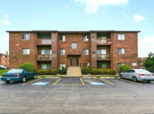 15724 Peggy Ln APT 3, Oak Forest, IL 60452