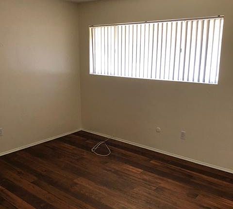 3rd image of 4601 63rd St APT 5