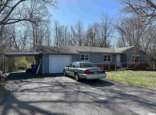 128 Minnesota Rd, Carbondale, IL 62903