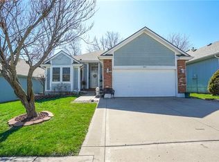 823 Reese St, Liberty, MO 64068