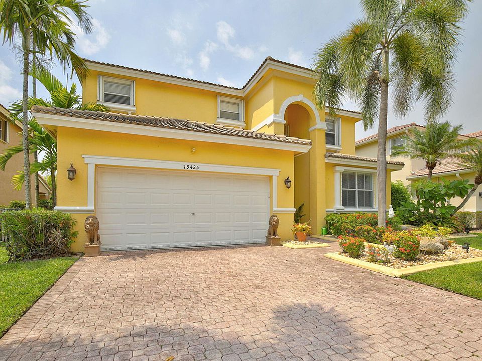 1st image of 19425 SW 15th Street