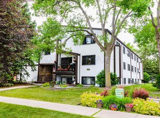 2629 Arrowhead Rd S #B4, Fargo, ND 58103