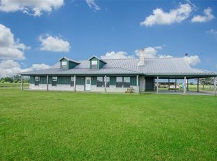 6020 Guttenberger Rd, Needville, TX 77461