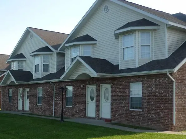 1400 W Frosty Dr, Ozark, MO 65721