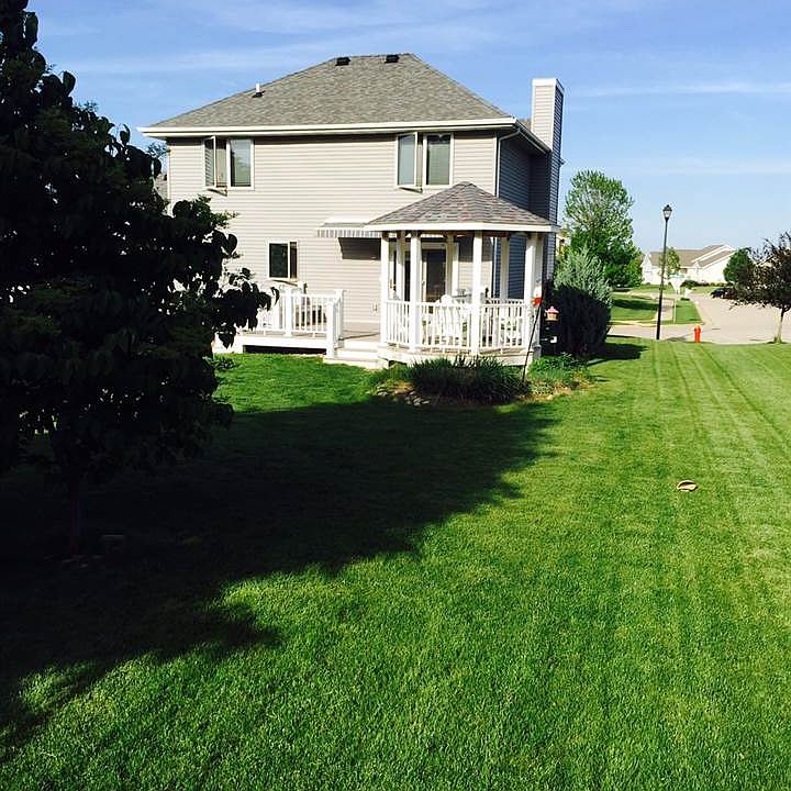 2nd image of 142 Weybridge Dr