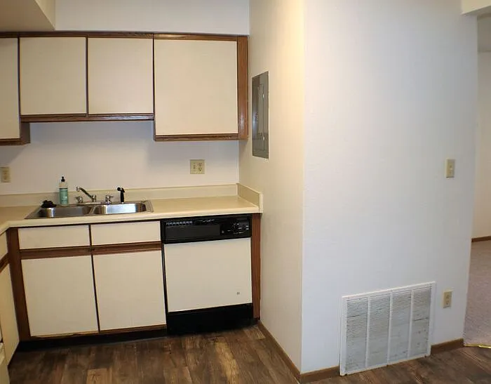 471 S Scott Blvd — Photo 7