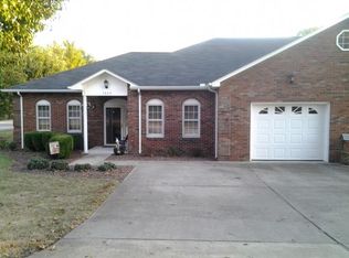 1849 Manor Ct, Kingsport, TN 37660