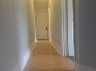 831 N 9th St APT 3, Springfield, IL 62702