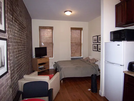 Rented by Town Residential | media 21