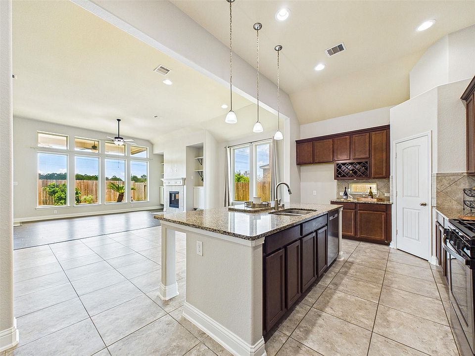 1st image of 2135 Llerena Ln