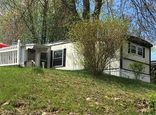 12 4th Ave, Ware, MA 01082