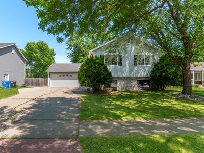 1919 27th Ave S, Fargo, ND, 58103