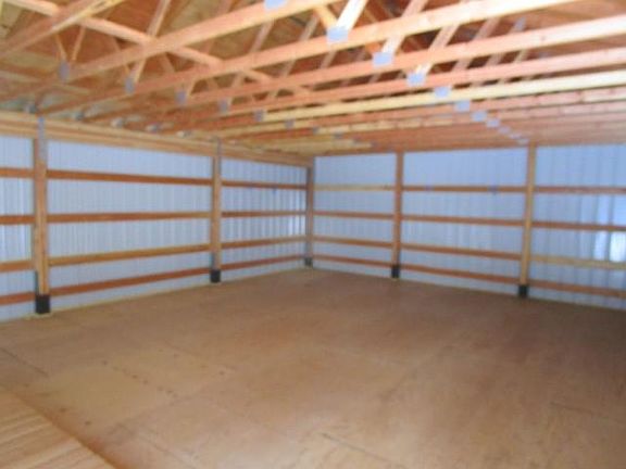 2nd image of 14 Yew Ln