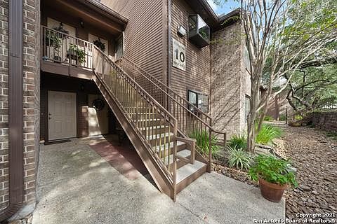 2nd image of 10954 Wurzbach Rd #118