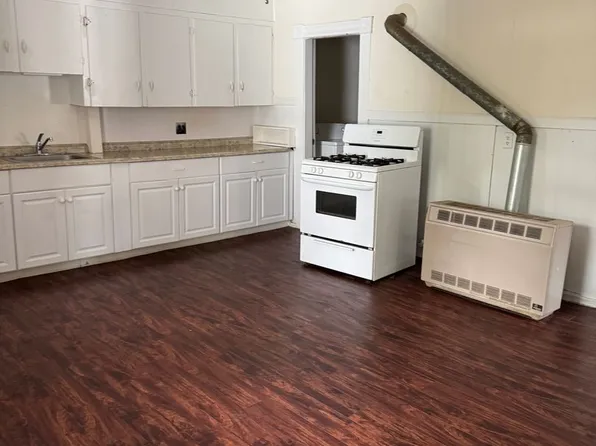 31 Howard Street, 31 Howard St Unit 2, Leominster, MA 01453