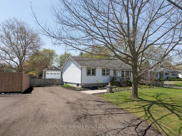 132 Colver St, West Lincoln, ON L0R 2A0