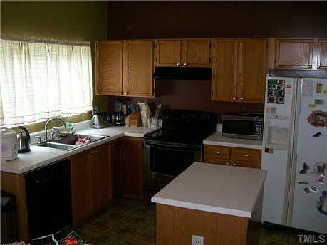 2nd image of 3128 Tuckland Dr