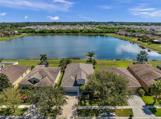 903 Parker Den Dr, Ruskin, FL 33570