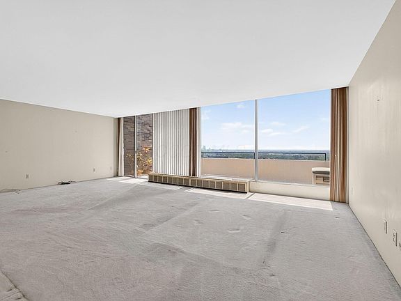 3rd image of 1000 Urlin Ave APT 1509