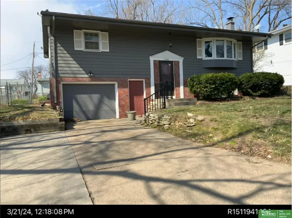 3206 S 137th St, Omaha, NE 68144
