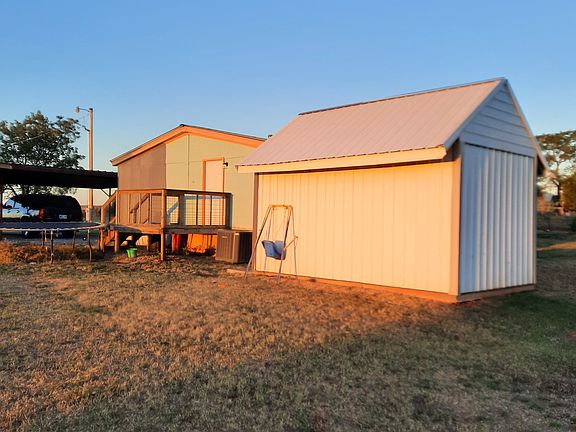 4th image of 1534 County Road 1590