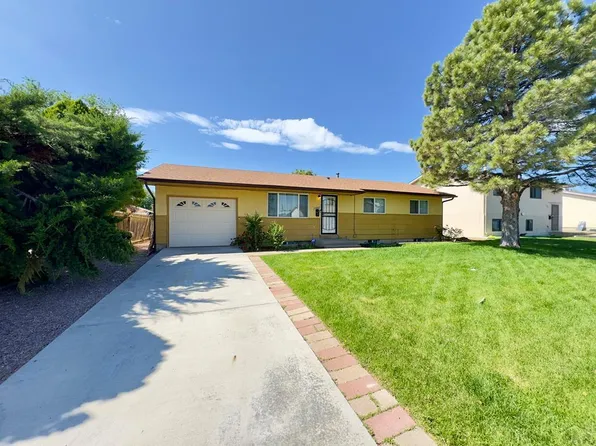 3804 Azalea St, Pueblo, CO 81005