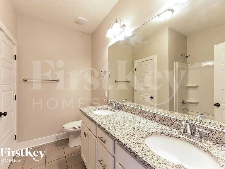 221 Union Station Dr — Photo 9