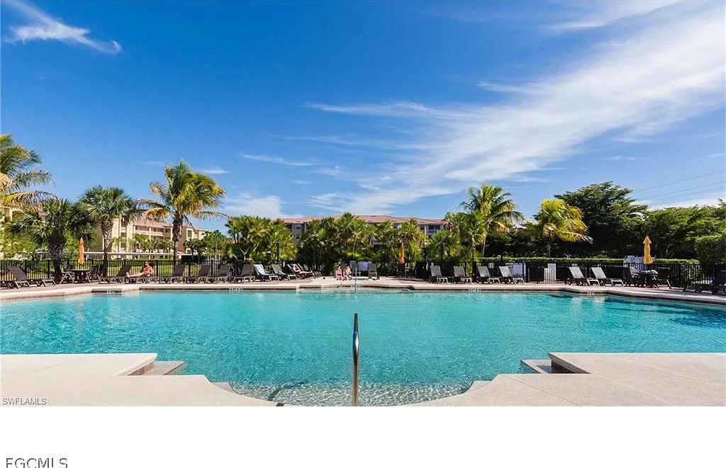 2 bed, 2.0 bath, 1155 sqft, $1,800 — Photo 4