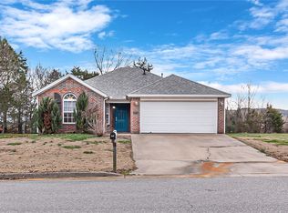 797 Richland Creek Ave, Elkins, AR 72727