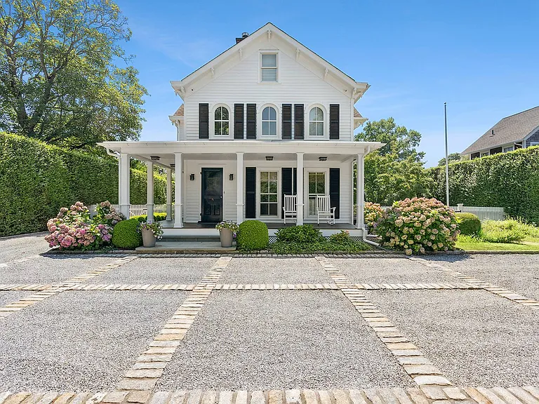 232 Hill St — Photo 34