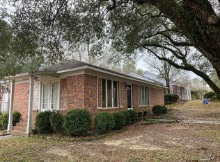 2415 N 7th Ave, Laurel, MS 39440