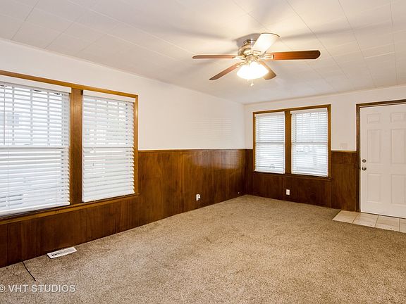 2nd image of 467 N Lafox Blvd