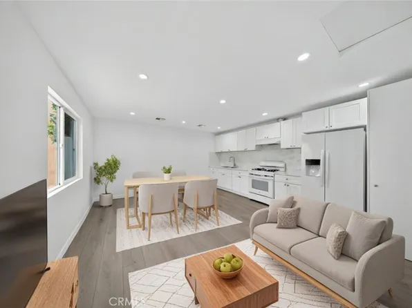 1316 1/2 Carlton Dr, Glendale, CA 91205