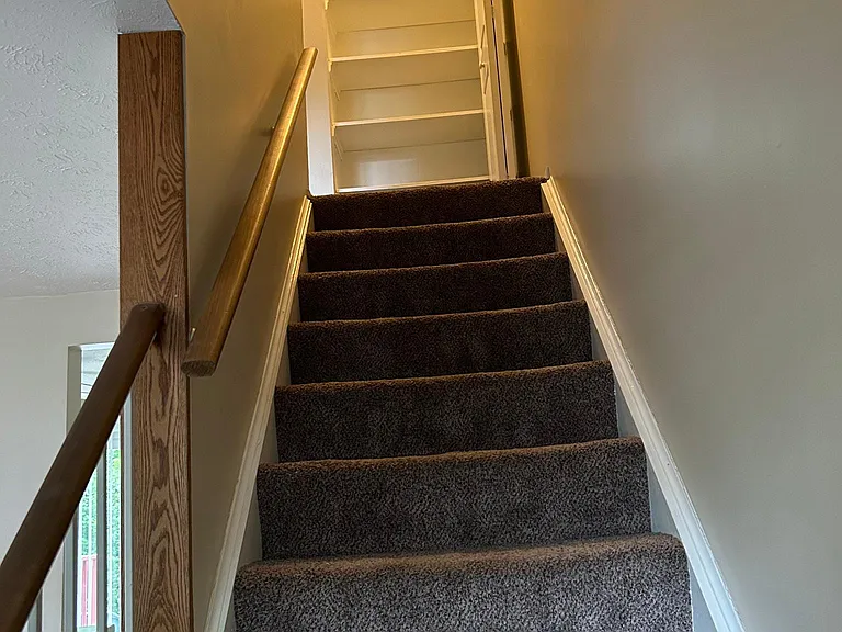 406 Hickory Cir — Photo 7